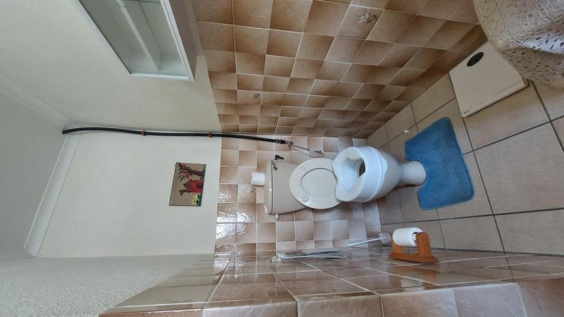 To Let 3 Bedroom Property for Rent in Chrismar Western Cape